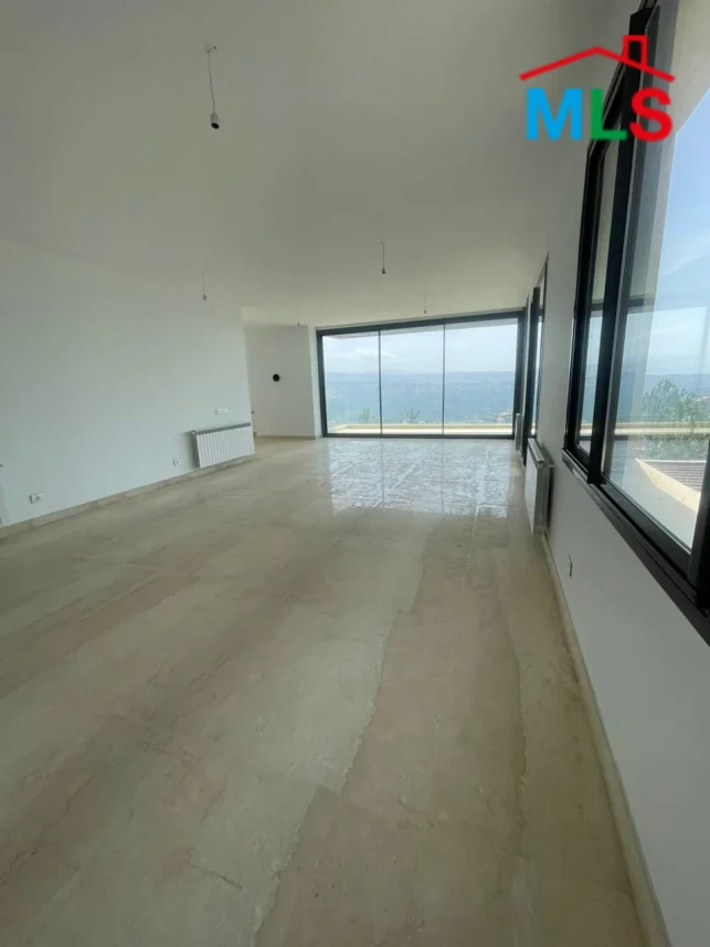 Daher El Souwan 310m2 | Unlockable View | Calm Street | TCH
