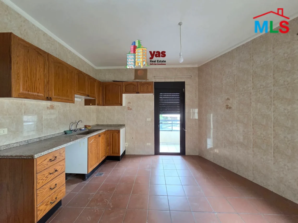 Ballouneh 220m2 | Well Maintained | Open View | Calm Area | Catch |TO