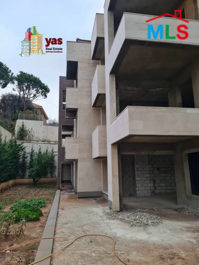 Baabdat 210m2 | 90m2 Garden | Payment Facilities | Mountain View | TCH