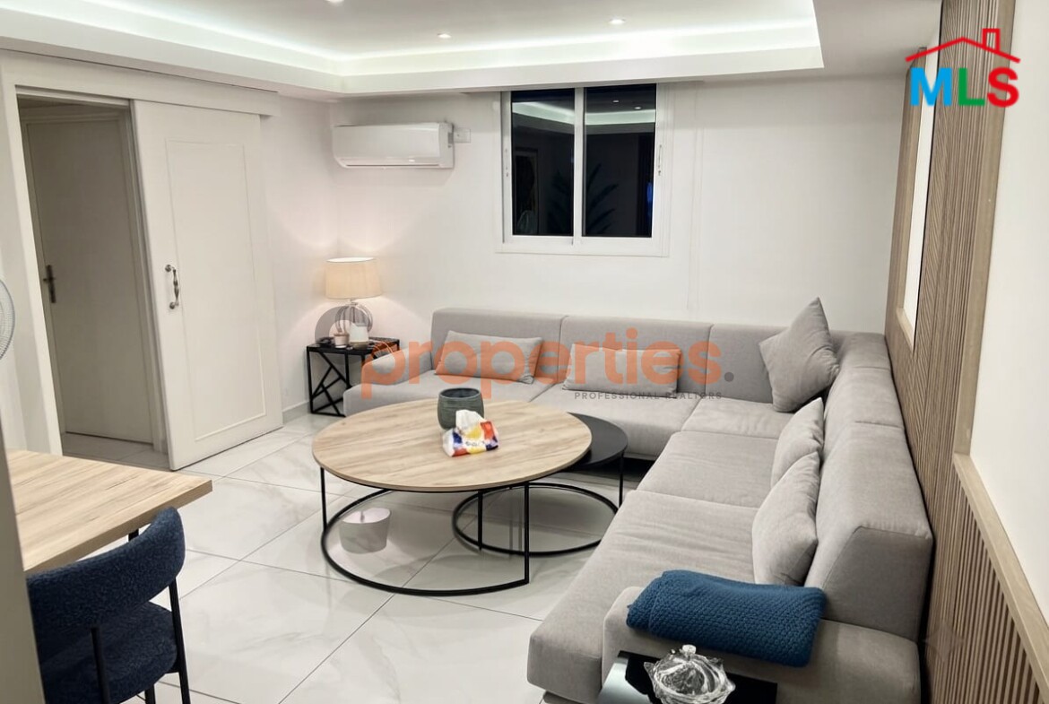 Apartment For Rent In Achrafieh - CPBMH35