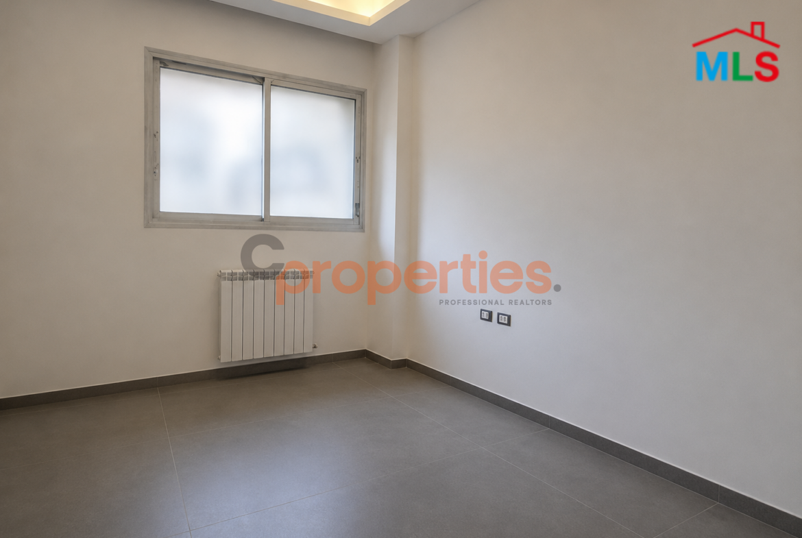 Apartment For Rent in Achrafieh شقة للإيجار في الأشرفية CPBWW37