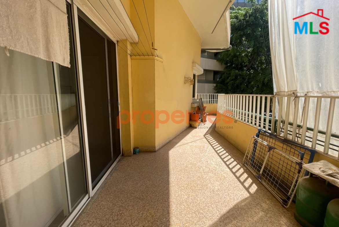 Apartment for rent in Achrafieh - شقة للإيجار في الأشرفية - CPBPK28