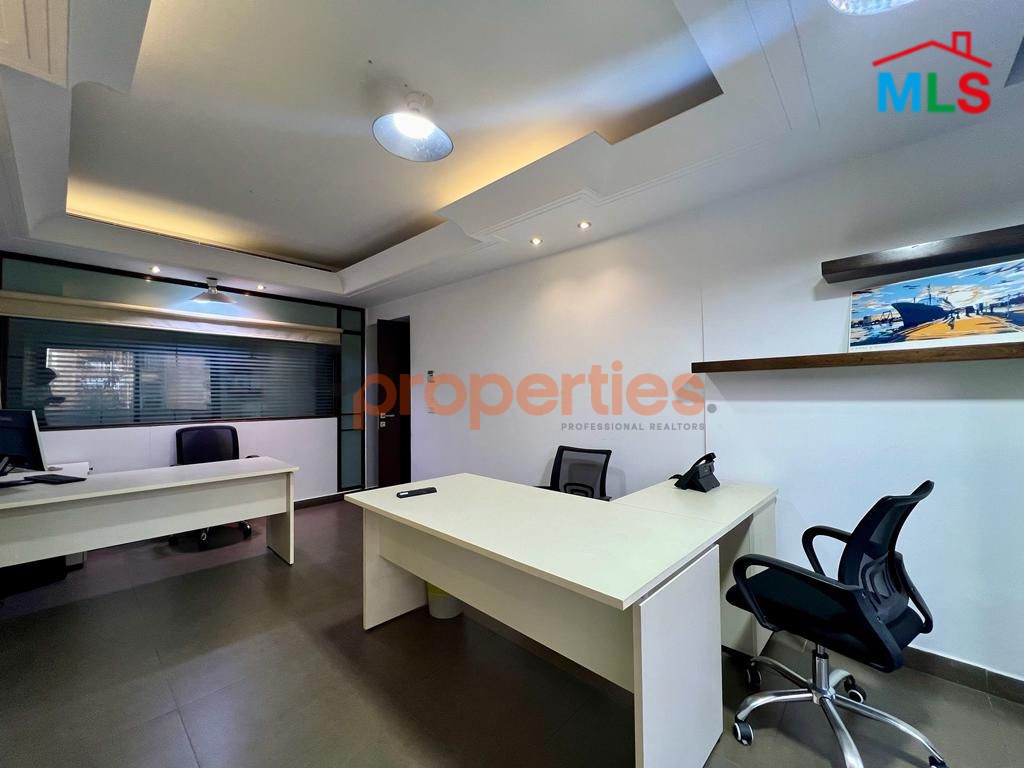 Office For Rent in Downtown Beirut - CPBHS113