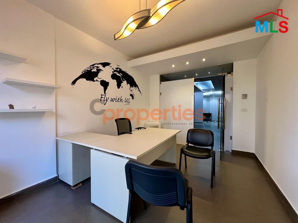 Office For Rent in Downtown Beirut - CPBHS113