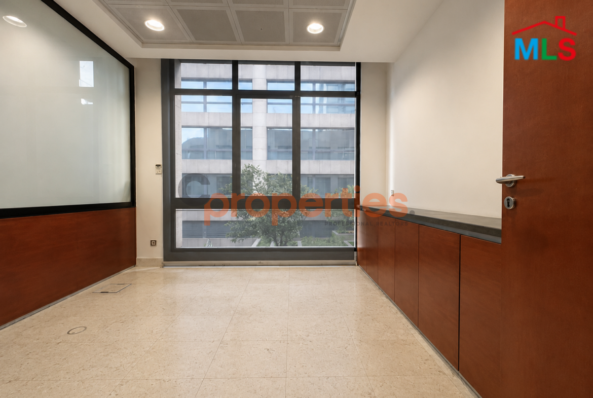 Office for rent in Hamra-CPBMKH15