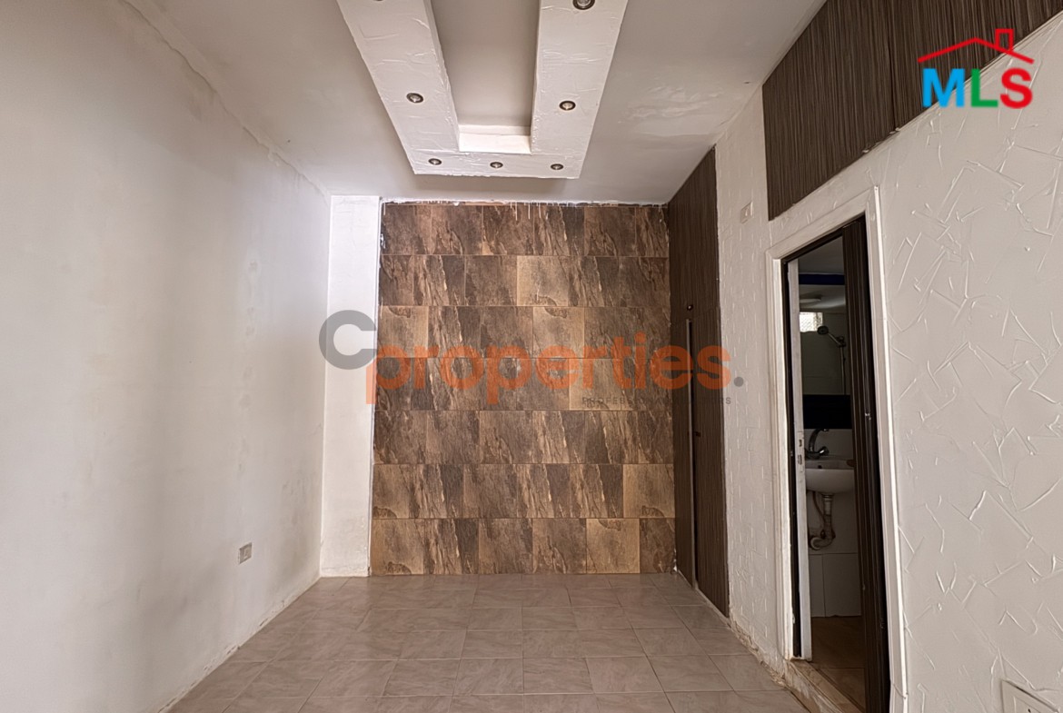 Studio/shop for rent in awkar - CPTA99