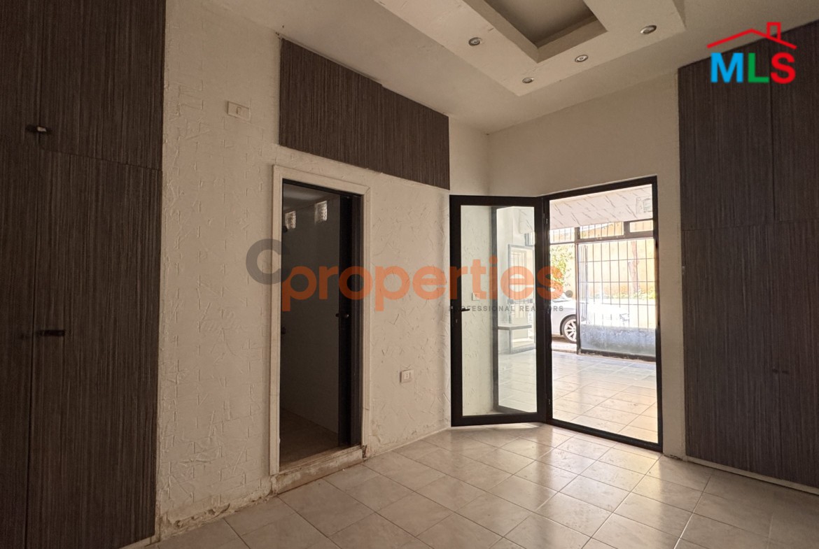Studio/shop for rent in awkar - CPTA99