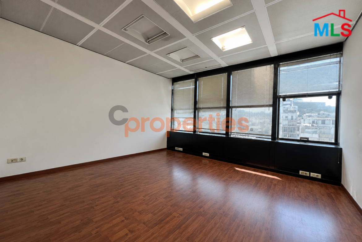 Office for rent in Hamra- CPBMKH07