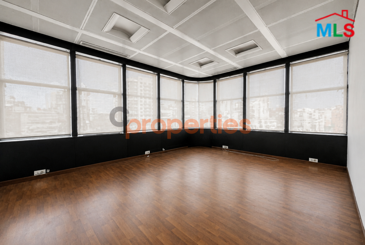 Office for rent in Hamra- CPBMKH07