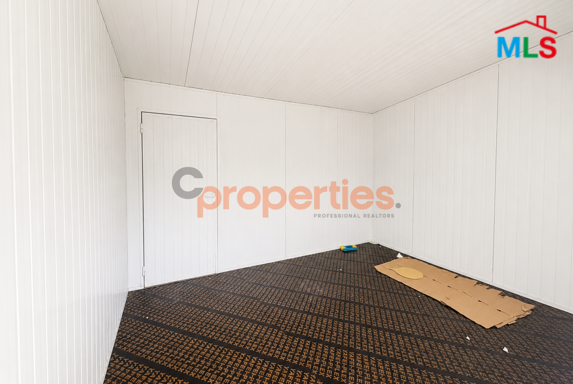Shop For Rent in Hazmieh - CPCH25