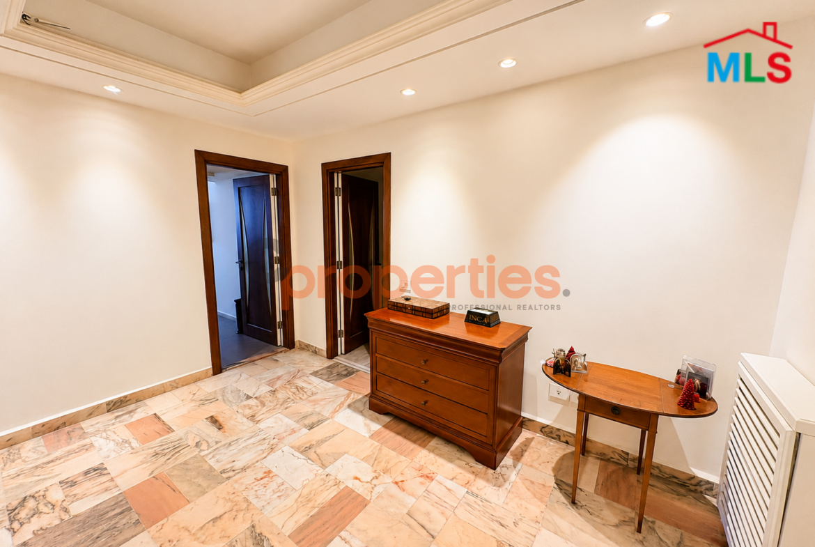Apartment For Rent in Hazmieh - CPCH22