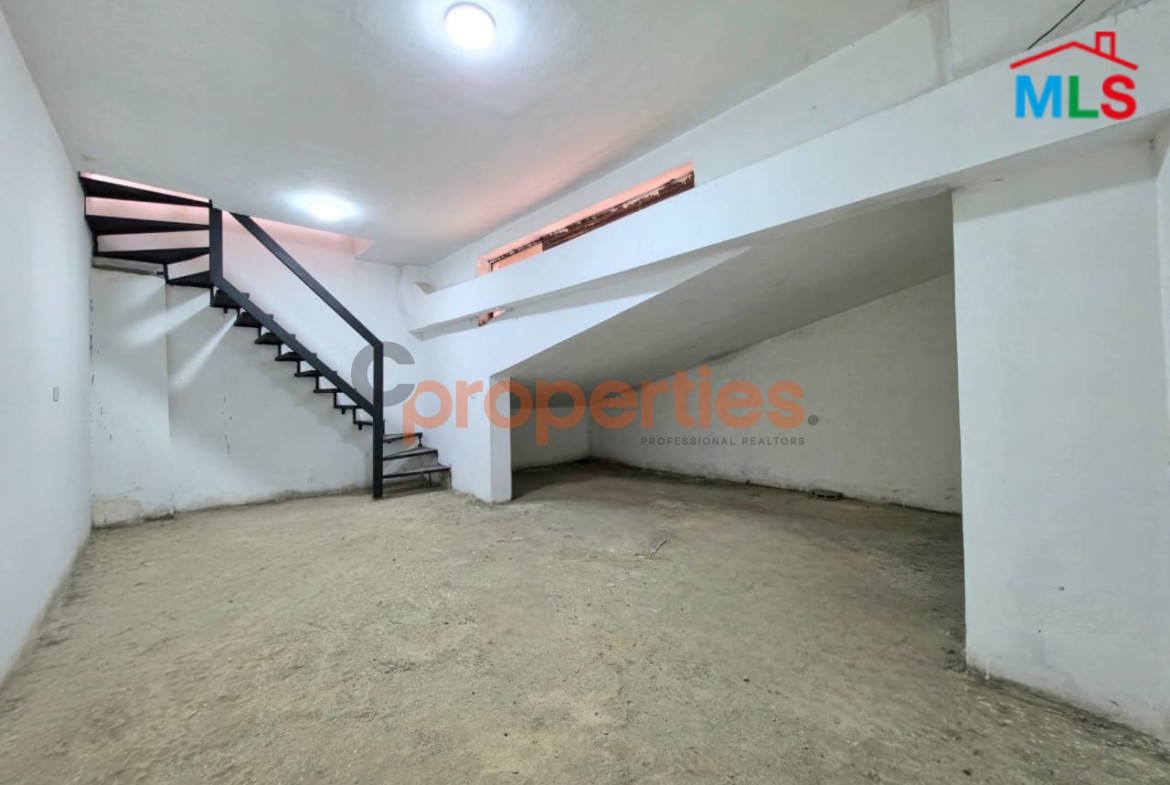 Shop For Rent In Dora - CPRD243