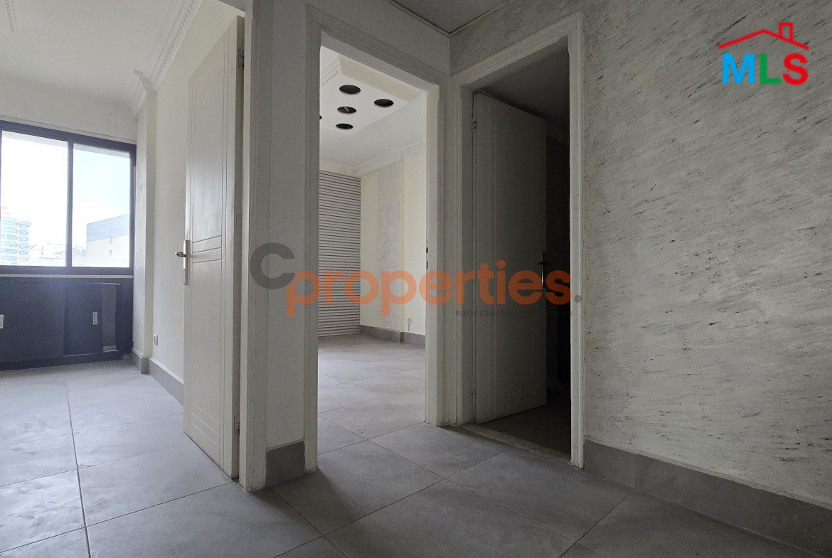 Office For Rent In Ein El Remmaneh - CPJA52