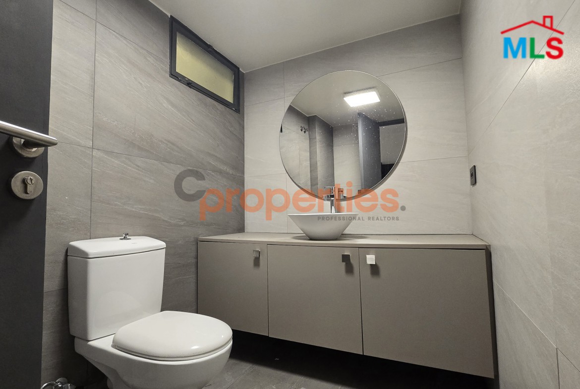 Office For Rent In Badaro - CPJA48
