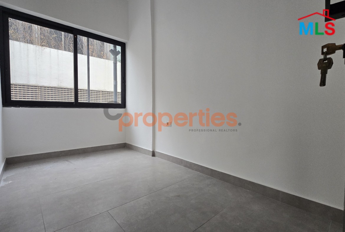 Office For Rent In Badaro - CPJA47