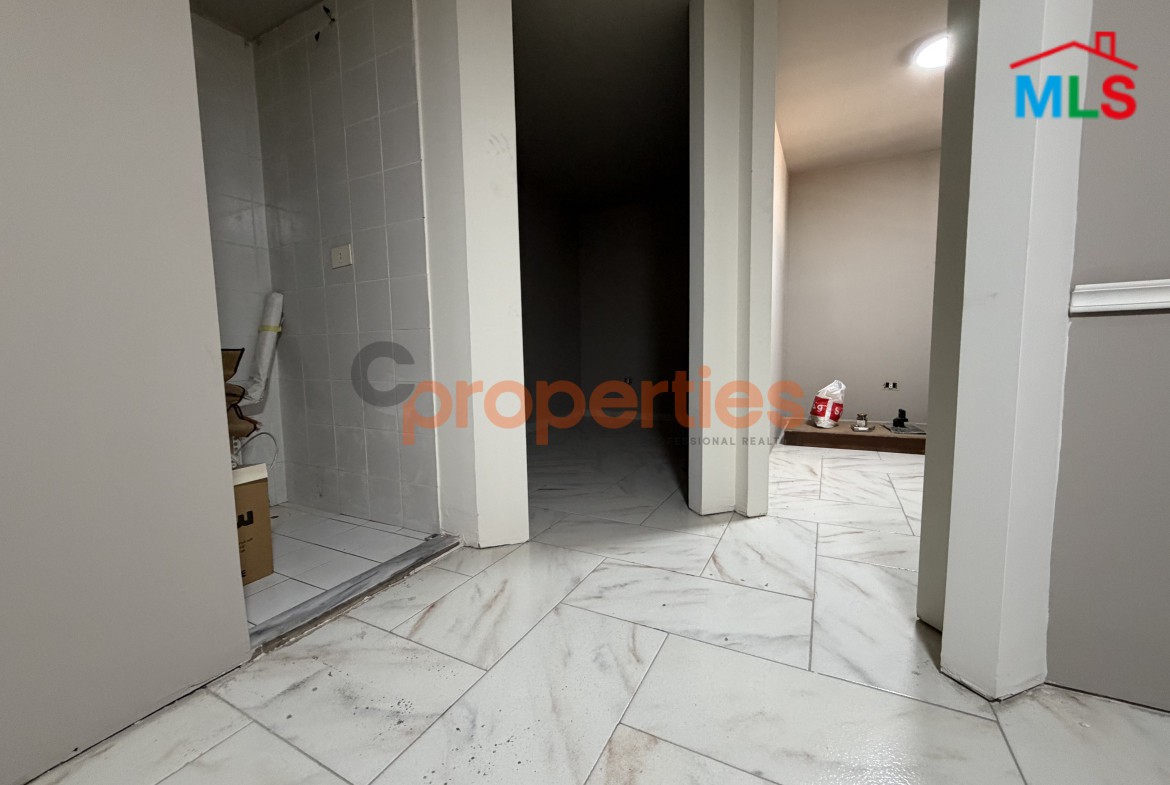 Prime Shop for Rent in Hazmieh - CPFY117