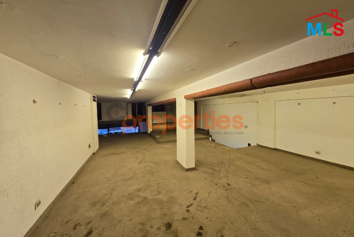 Shop For Rent In Furn El Chebbak - CPJA56