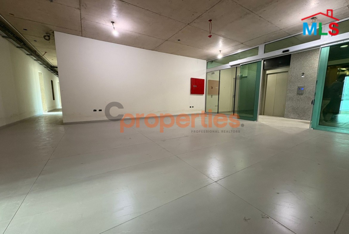 Office For Rent In Louaize - CPFY176