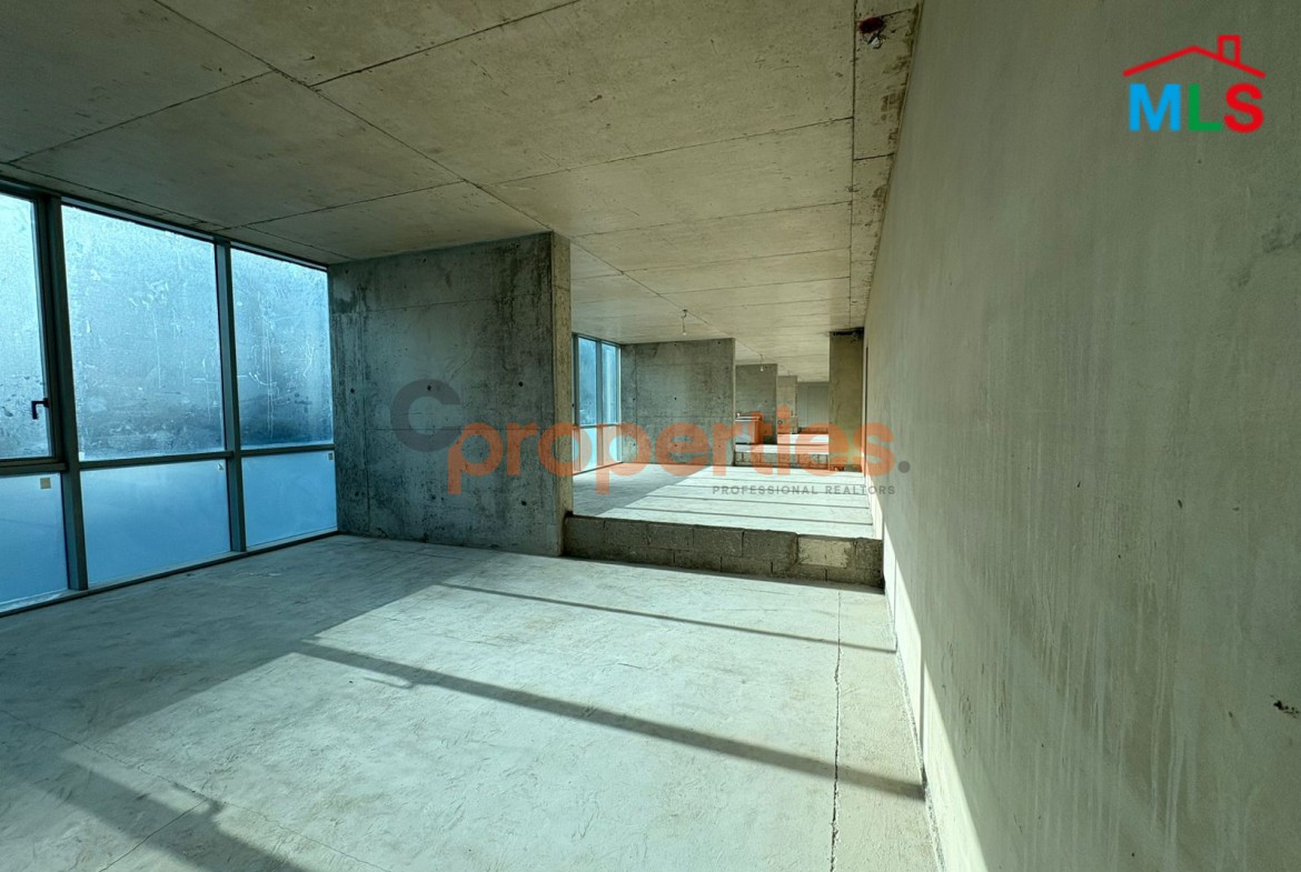 Office For Rent In Louaize - CPFY176