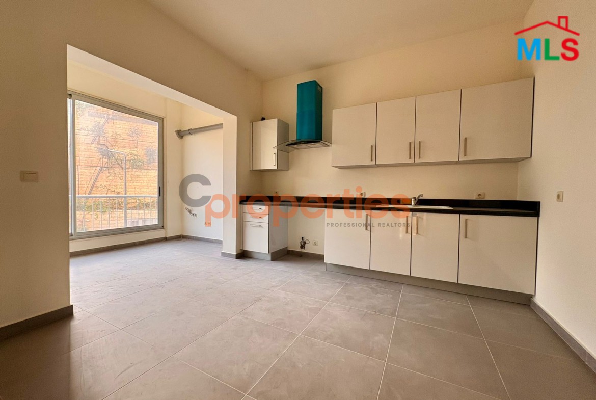 Apartment For Rent In Louaize - CPFY175