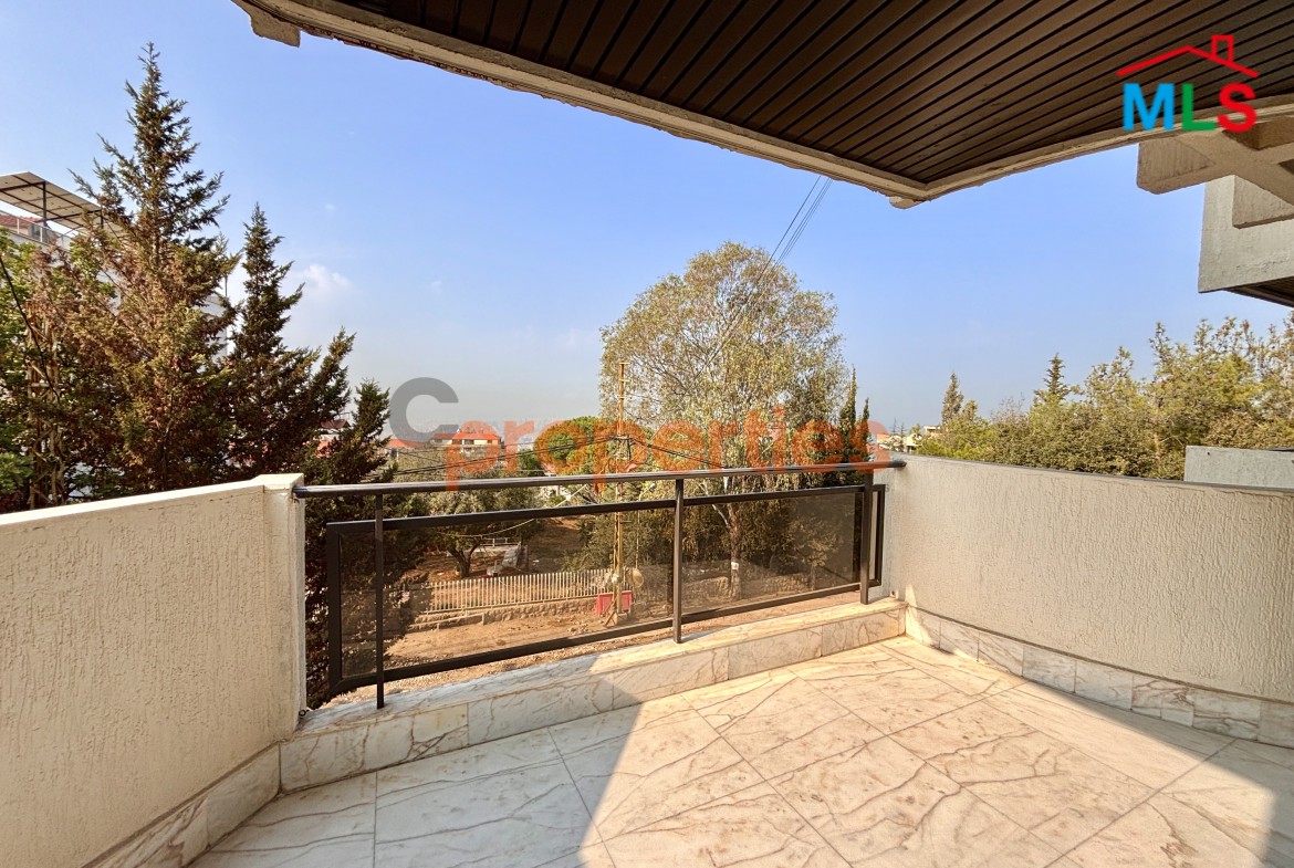 Apartment for rent in Qennabet Broummana - CPRA67