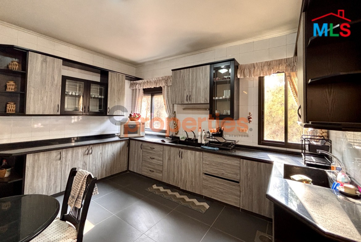 Apartment for rent in Qennabet Broummana - CPRA67