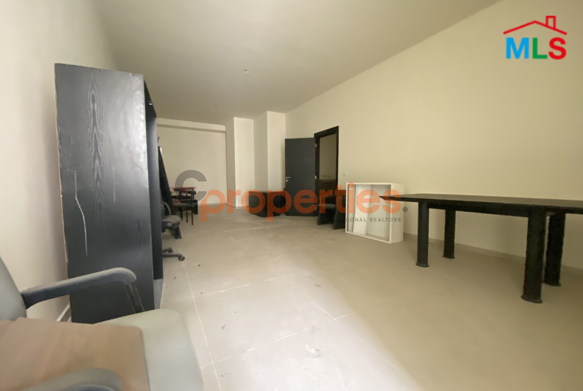 Spacious Office for Rent in Zalka - CPFY66