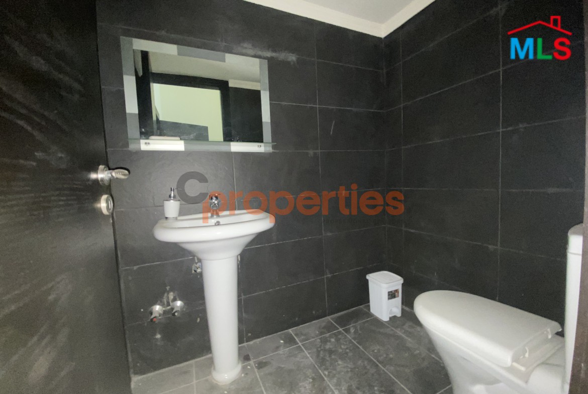 Spacious Office for Rent in Zalka - CPFY66
