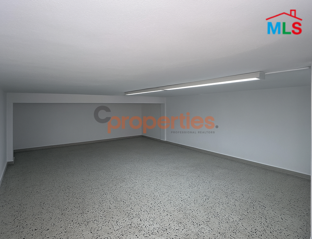 Showroom, Space For Rent | Dekwaneh | CPCC46