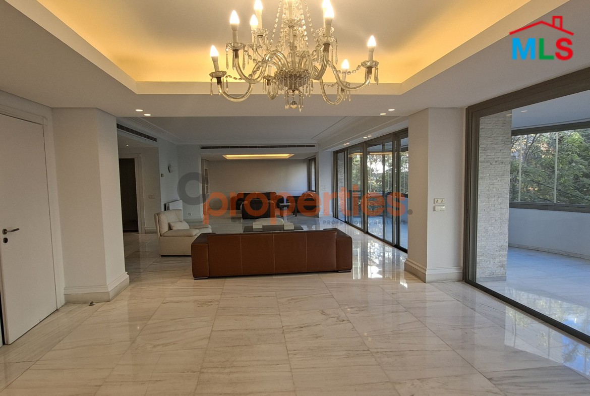Apartment For Rent In Achrafieh - CPBWW54