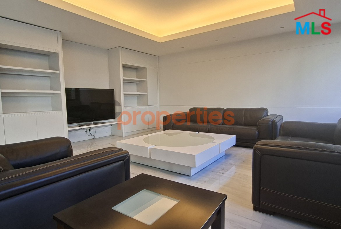 Apartment For Rent In Achrafieh - CPBWW54