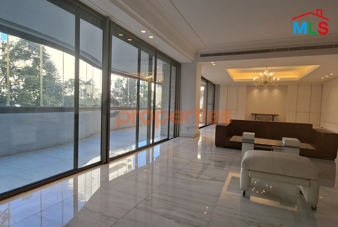 Apartment For Rent In Achrafieh - CPBWW54