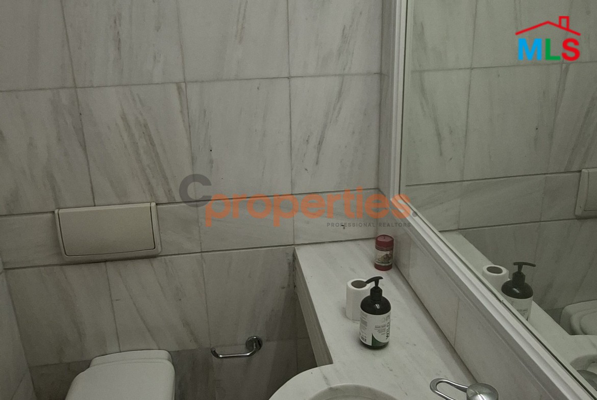 Apartment For Rent In Achrafieh - CPBWW54