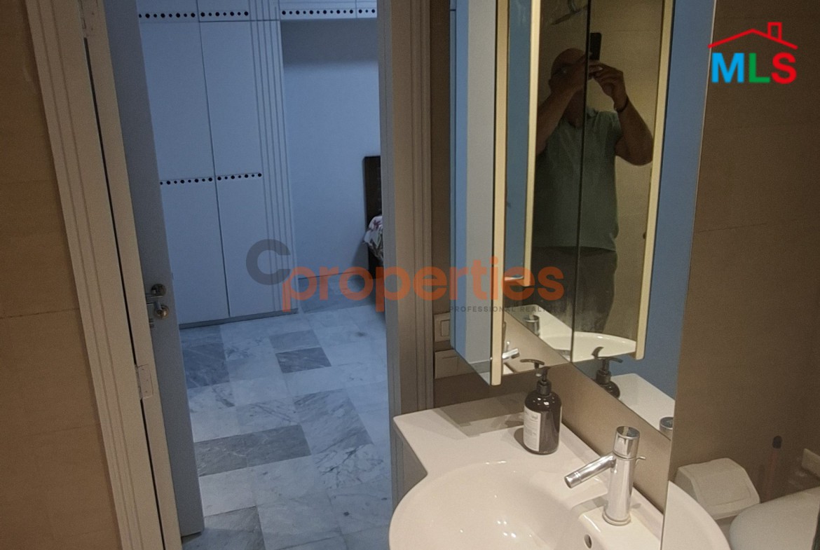 Apartment For Rent In Achrafieh - CPBWW54