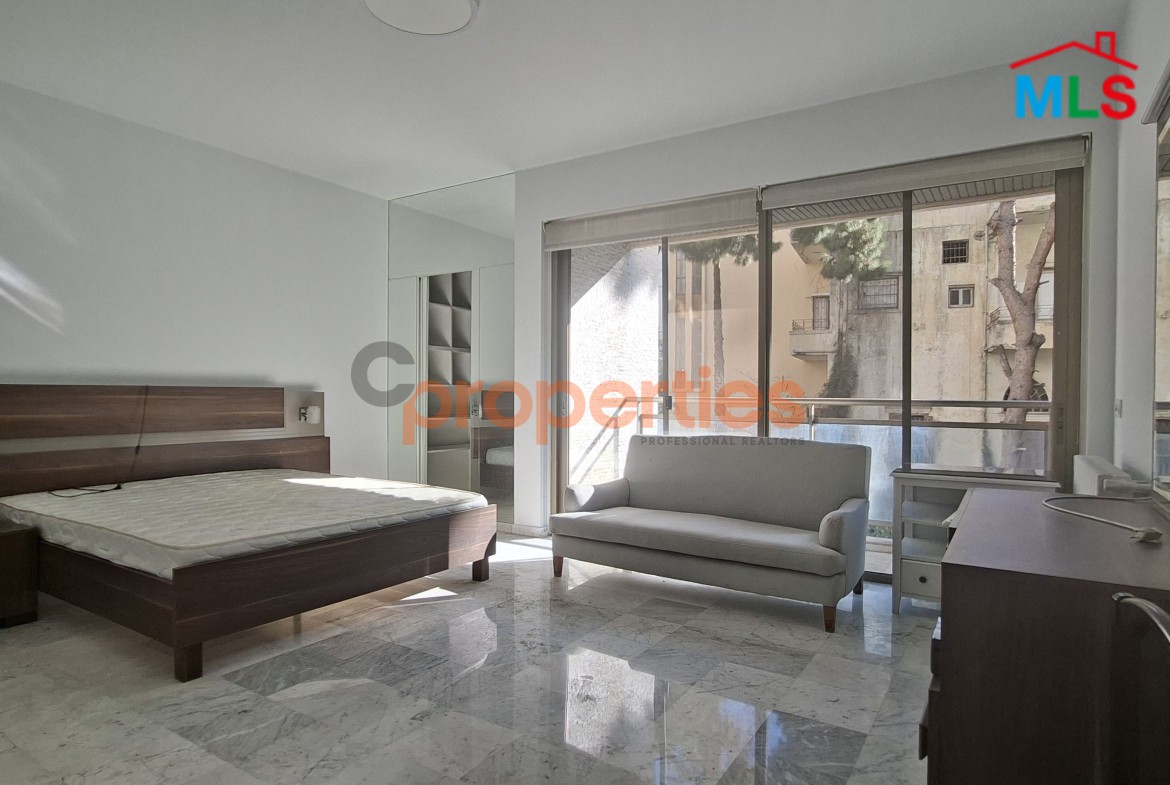 Apartment For Rent In Achrafieh - CPBWW54