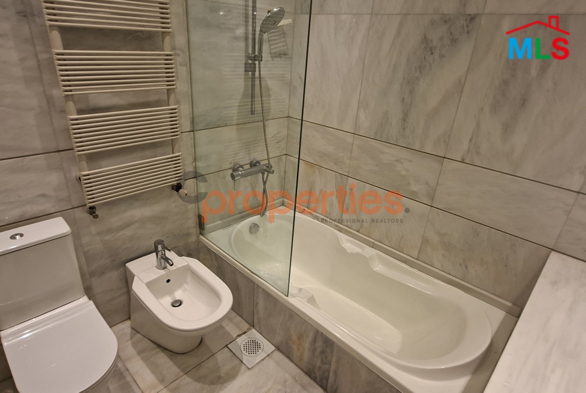 Apartment For Rent In Achrafieh - CPBWW54