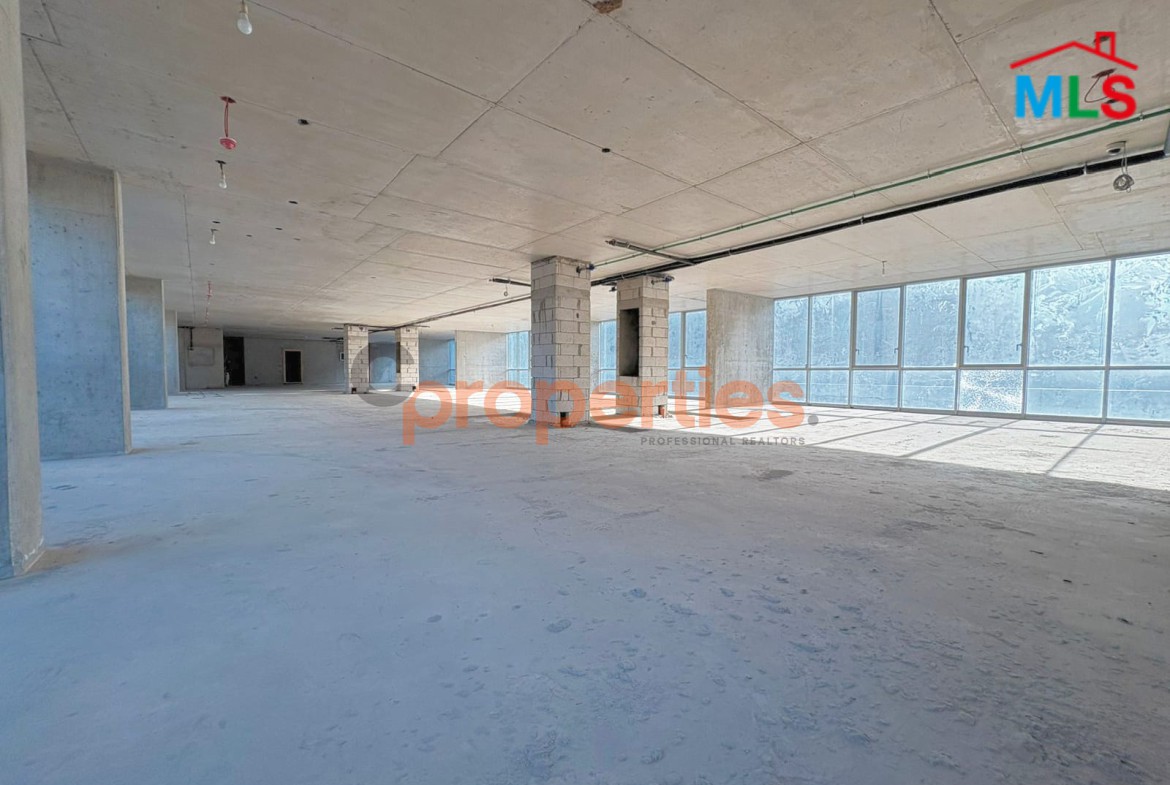 Spacious Offices For Rent In Louaize - CPFY160