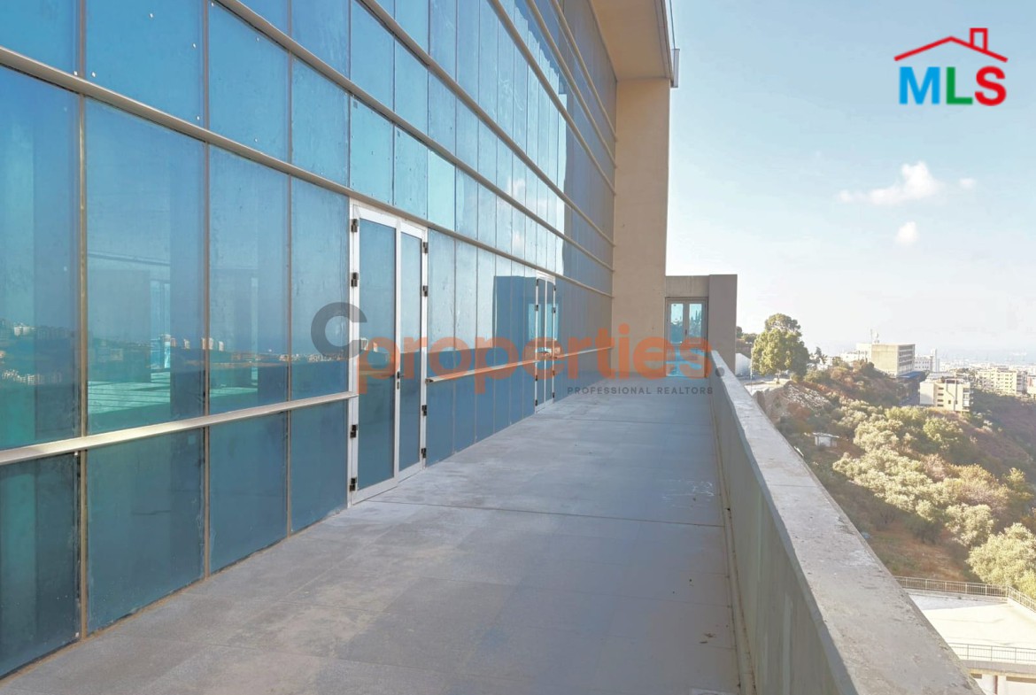 Spacious Offices For Rent In Louaize - CPFY160