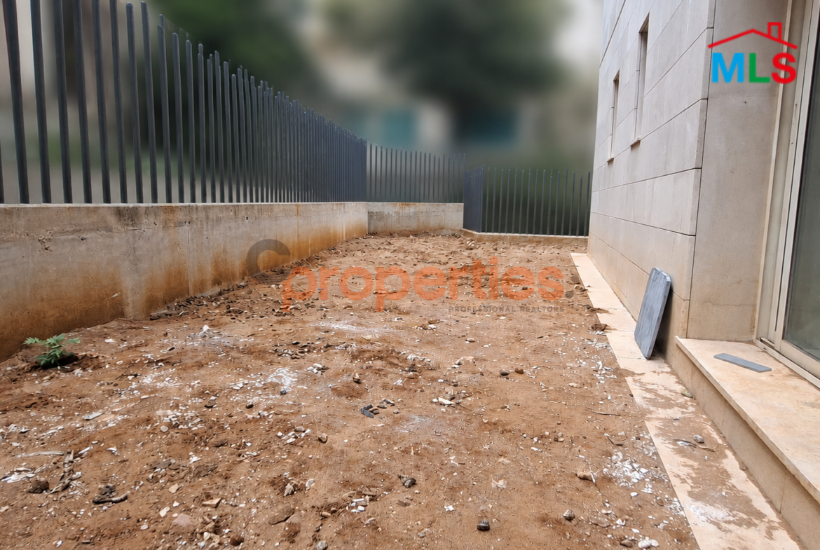 Apartment For Rent In Achrafieh شقة للإيجار في الأشرفية CPBWW36