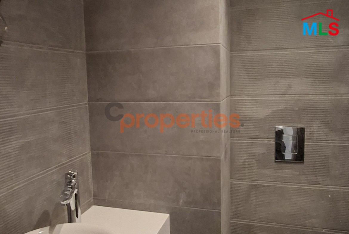 Apartment For Rent In Achrafieh شقة للإيجار في الأشرفية CPBWW36