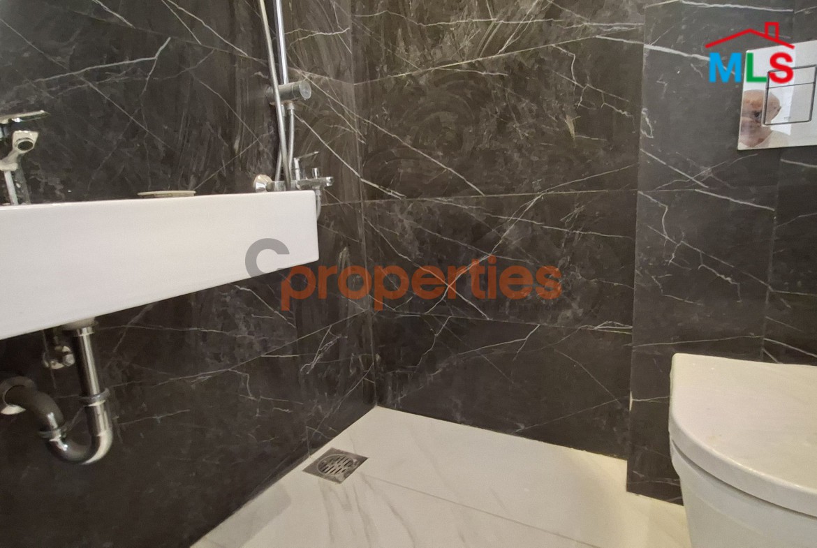 Apartment For Rent In Achrafieh شقة للإيجار في الأشرفية CPBWW36