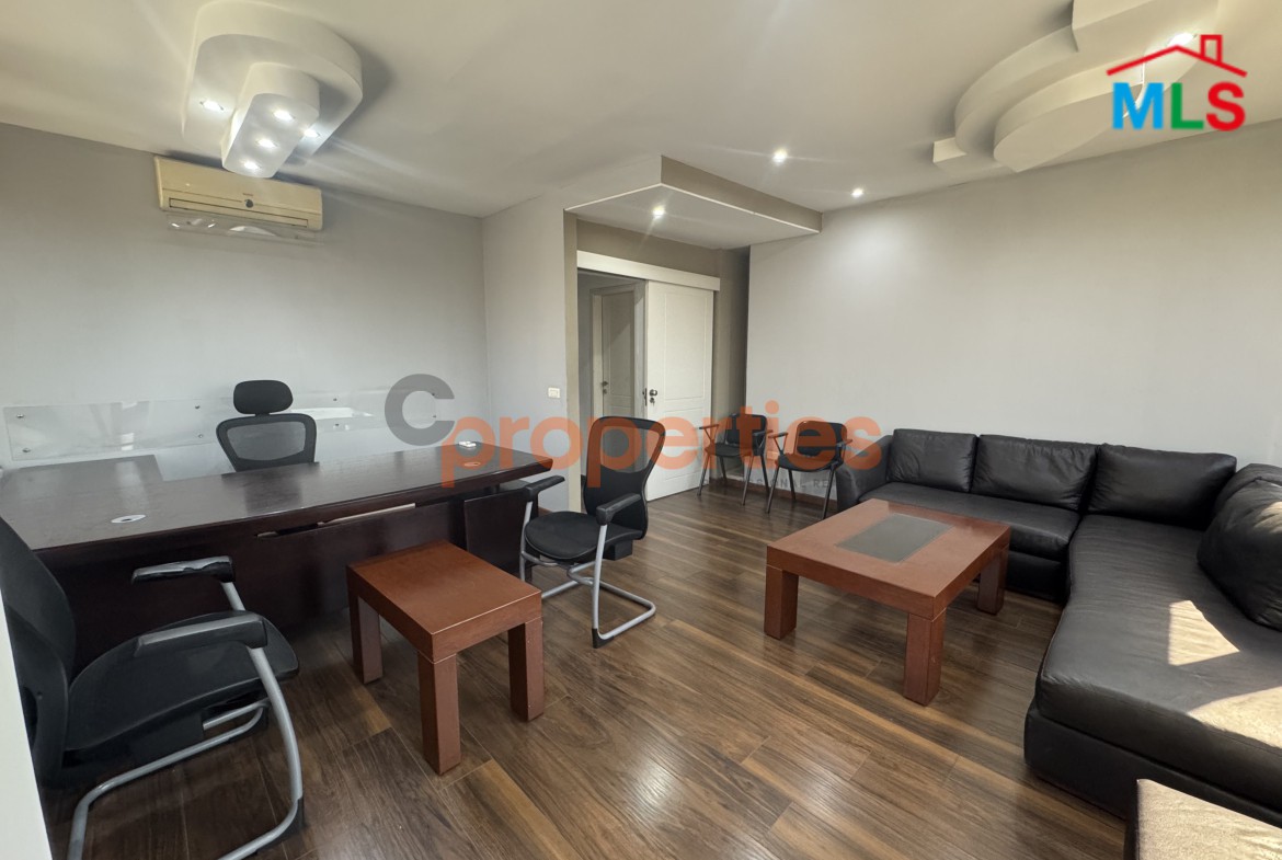 Office for rent in Sin El Fil - CPGA04
