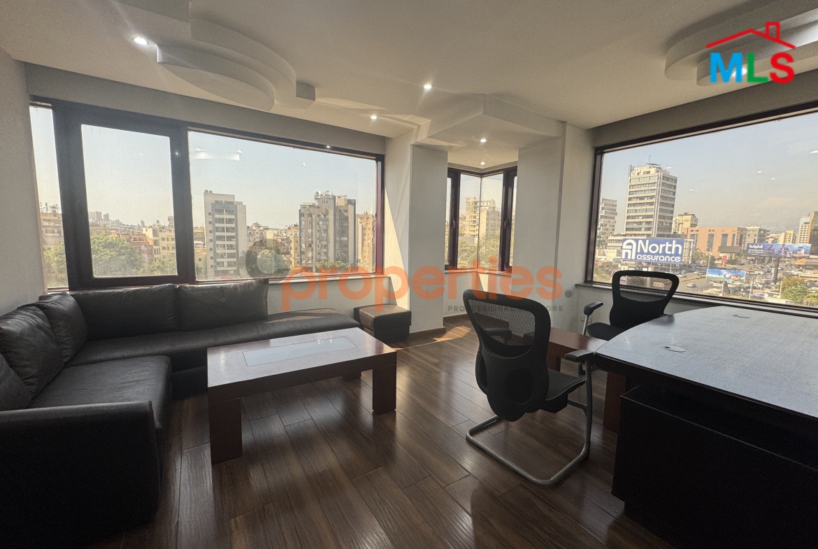 Office for rent in Sin El Fil - CPGA04