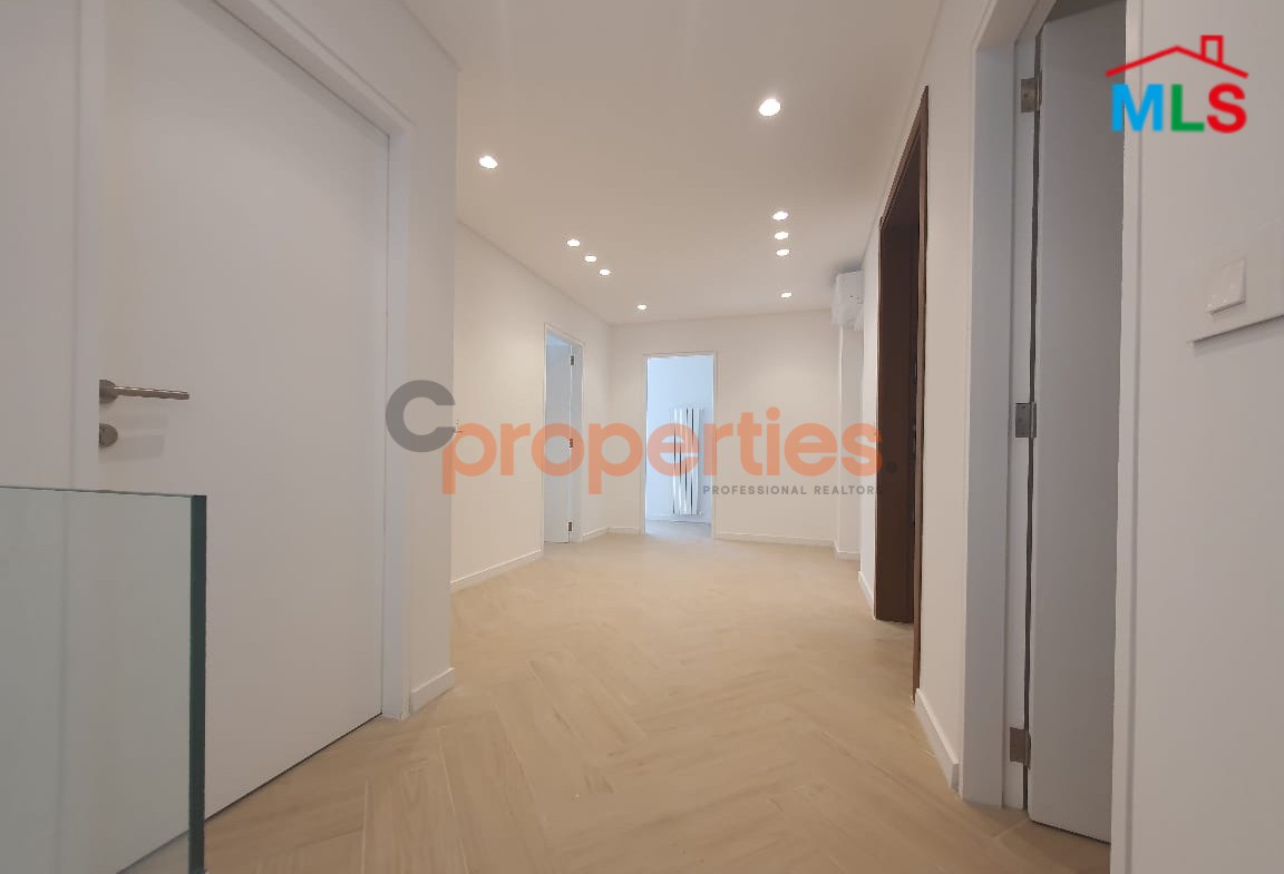 Apartment for Rent in Achrafieh - CPBRN03