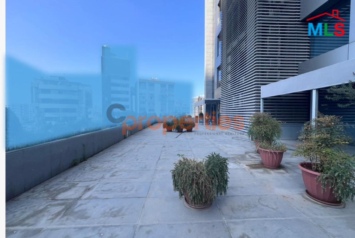 Luxurious Prime Offices For Rent In Dekwaneh CPCC05