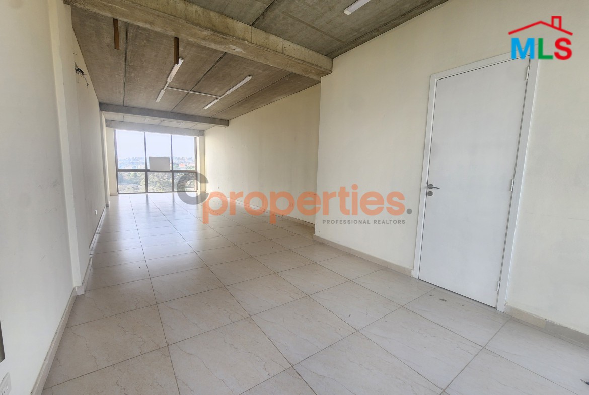Shop For Rent in Amchit Jbeil - CPJMH05