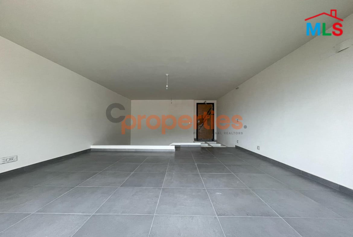 Office For Rent In Kfarhbab - CPKMT101