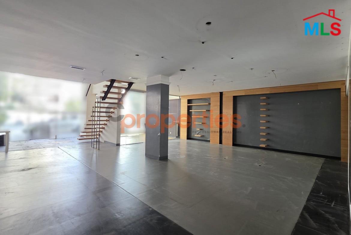 Office + Showroom for rent in a prime location - Horsh Tabet - CPGA34