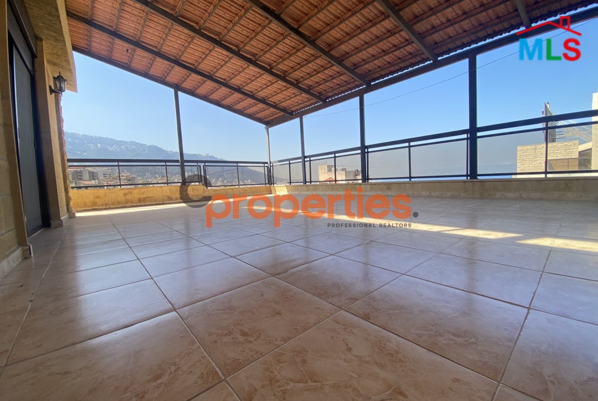 Duplex for Rent In Kfarhbeb CPKMT31