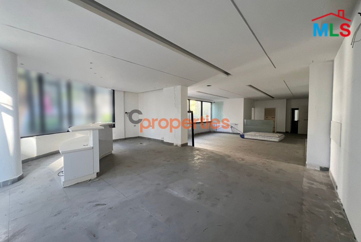Office for rent in Gemayzeh CPBWW131